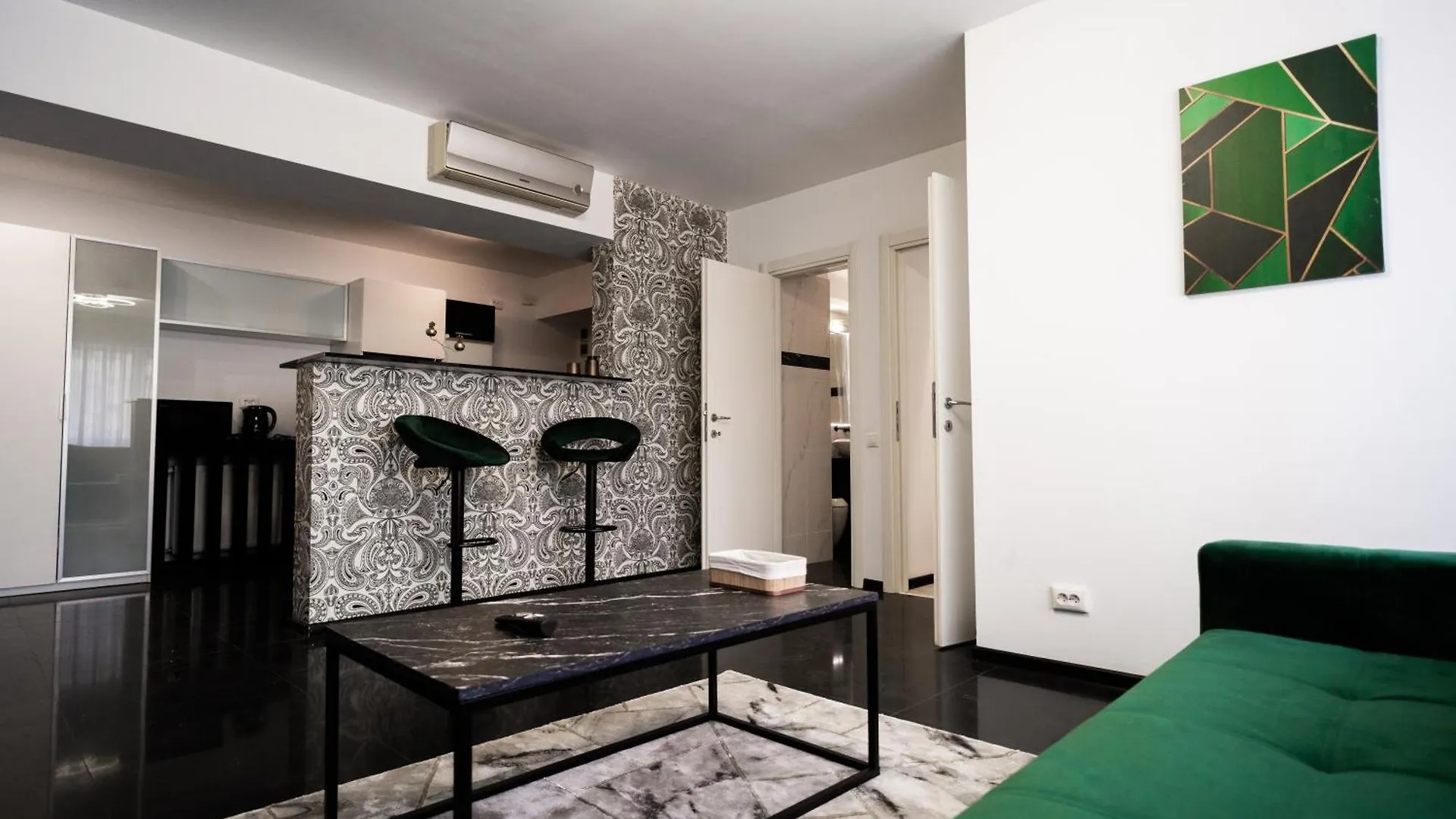 Cozy Apartment Close To Old Town Bucharest 0*,  Romania